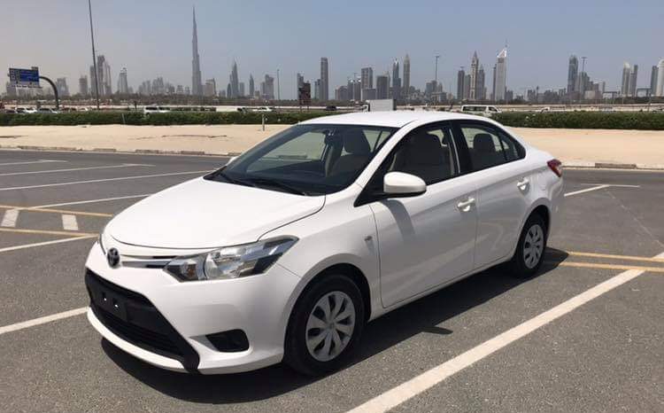 TOYOTA YARIS 2017 full