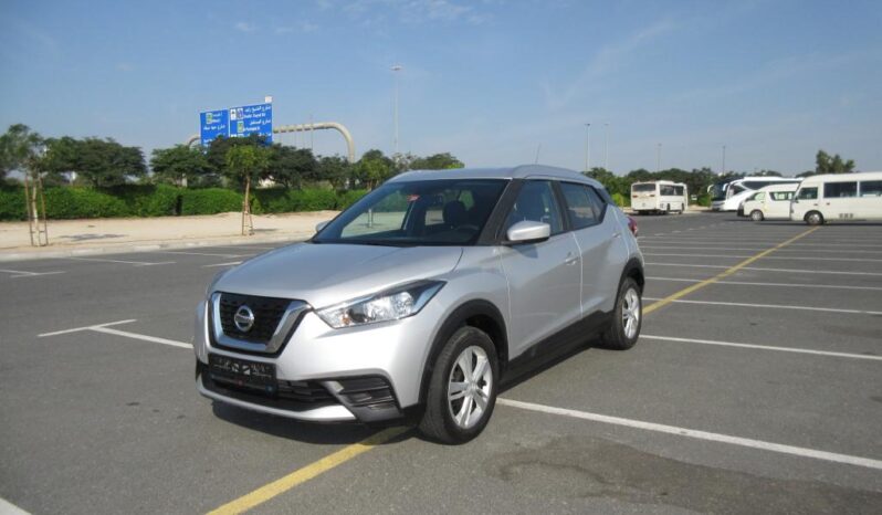 NISSAN KICKS SILVER 2019 full