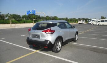 NISSAN KICKS SILVER 2019 full