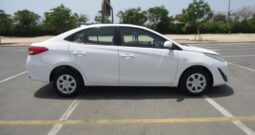 TOYOTA YARIS SEDAN 2019 WHITE, SILVER