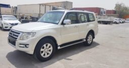 PAJERO 2018 WHITE MID OPTION