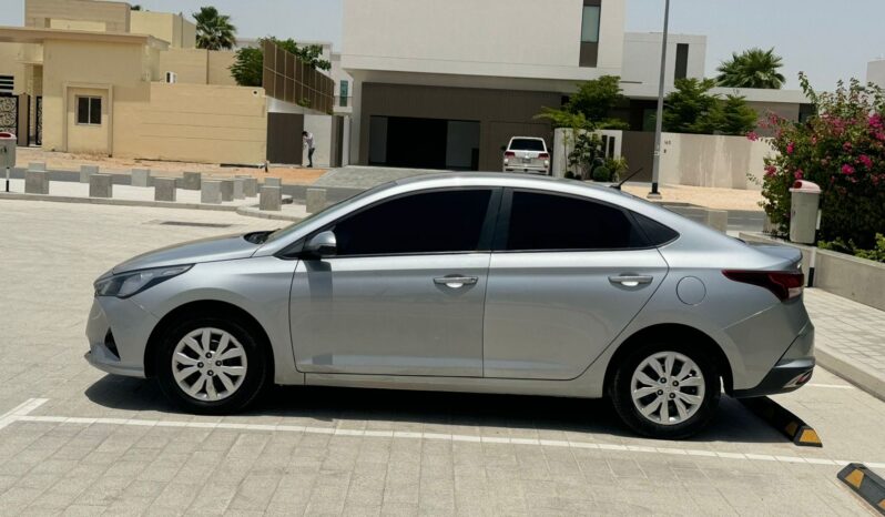 Hyundai Accent 2022 Silver full