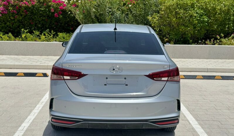Hyundai Accent 2022 Silver full