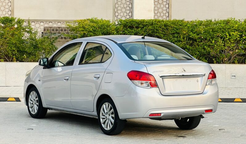 Mitsubishi Attrage 2020 silver full