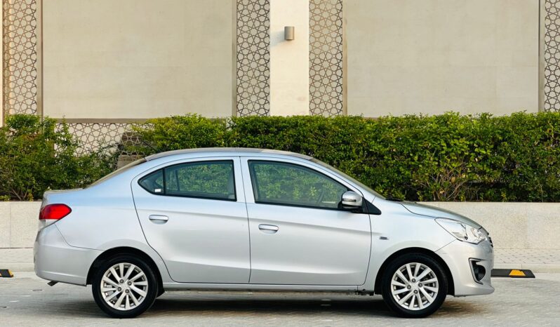 Mitsubishi Attrage 2020 silver full